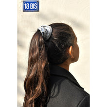 Load image into Gallery viewer, Scrunchie Carmit
