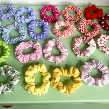 Load image into Gallery viewer, Pack 3 mini scrunchies