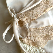 Charger l&#39;image dans la galerie, Ensemble de lingerie Sweet Cream
